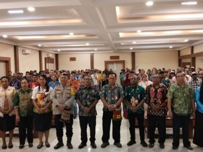 DISTRIK MIMIKA BARU GELAR SOSIALISASI PERATURAN PERUNDANG-UNDANGAN BAGI KETUA RT, PERKUAT TATA KELOLA PEMERINTAHAN DAN PELAYANAN MASYARAKAT
